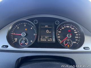 Volkswagen Passat 1,6 TDI 77 KW ROZVODY STK 2011