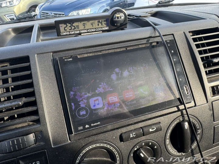 Volkswagen Transporter 1,9 TDI 63KW TAŽNÉ 6X 2004