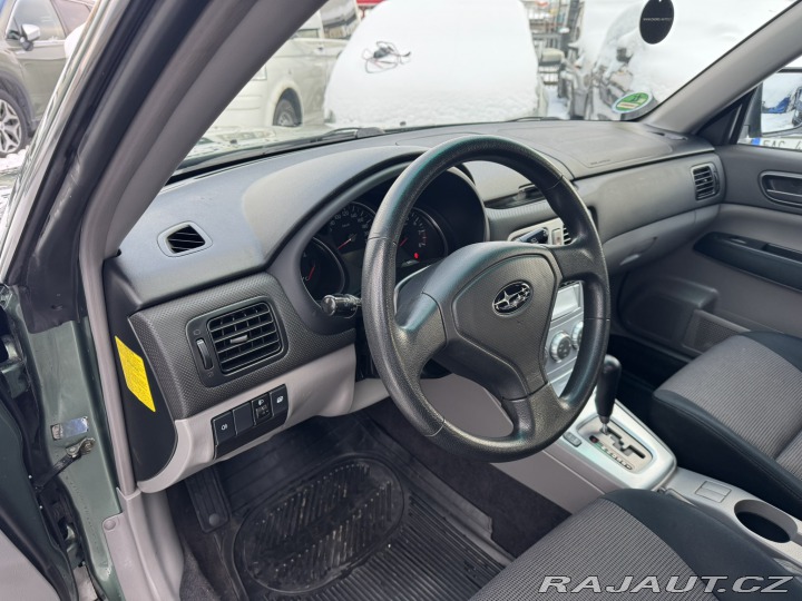 Subaru Forester AUTOMAT 4X4 2,0i 116 KW 2006