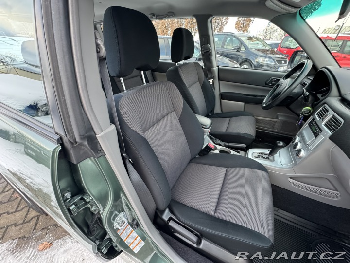 Subaru Forester AUTOMAT 4X4 2,0i 116 KW 2006