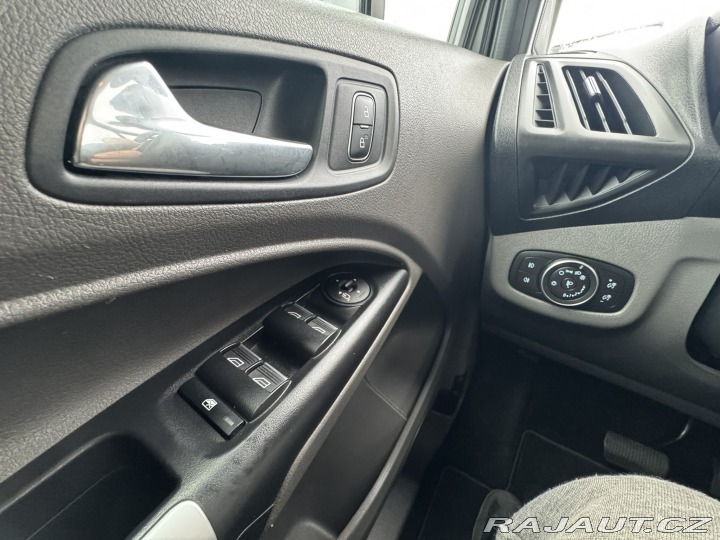 Ford Tourneo Custom AUTOMAT 1,5D 88 KW VÝBAVA 2018