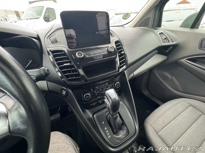 Ford Tourneo Custom AUTOMAT 1,5D 88 KW VÝBAVA 2018