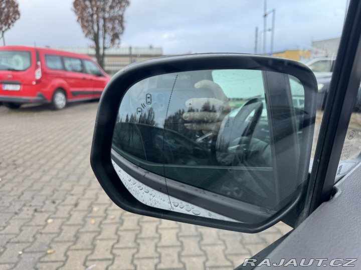 Ford Tourneo Custom AUTOMAT 1,5D 88 KW VÝBAVA 2018