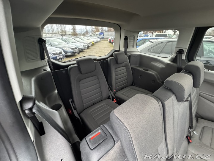 Ford Tourneo Custom AUTOMAT 1,5D 88 KW VÝBAVA 2018