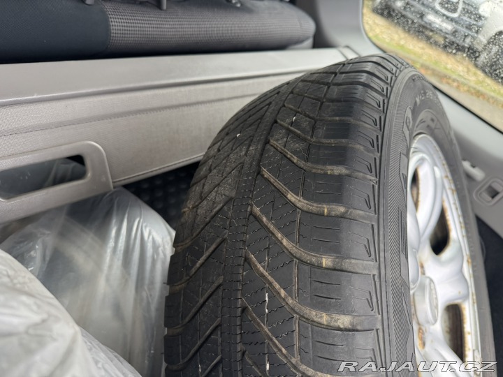 Subaru Forester 4X4 2,0i 116 KW 1. MAJ. 2007