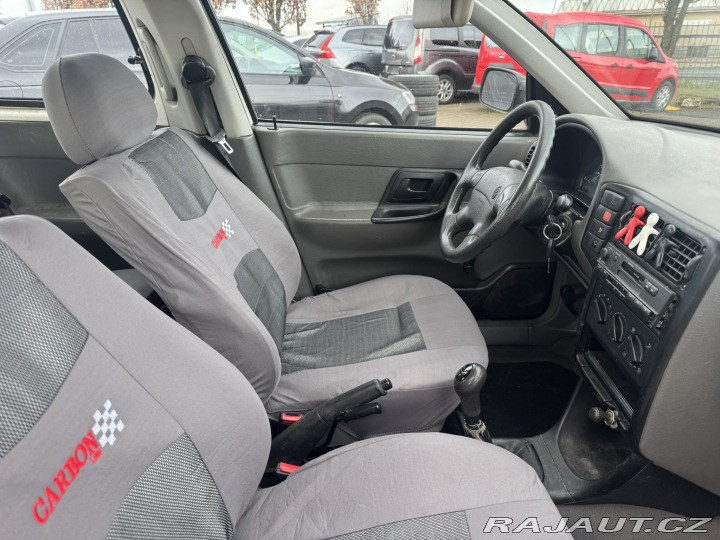 Volkswagen Caddy 1,9 SDI 47 KW NOVÁ STK 2001