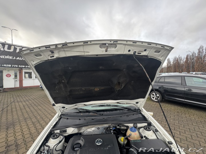 Volkswagen Caddy 1,9 SDI 47 KW NOVÁ STK 2001