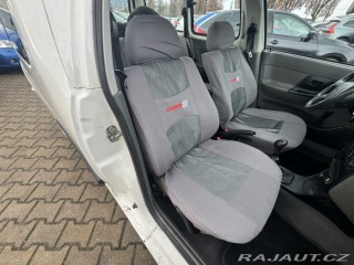 Volkswagen Caddy 1,9 SDI 47 KW NOVÁ STK 2001