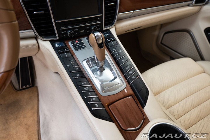 Porsche Panamera Turbo 2009