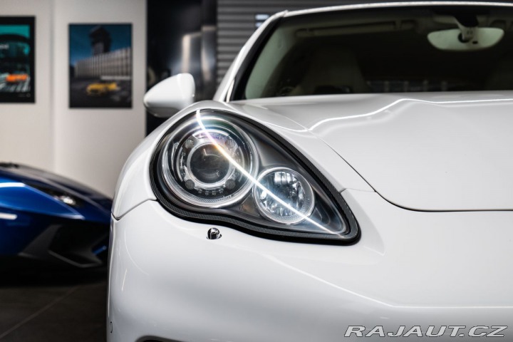 Porsche Panamera Turbo 2009