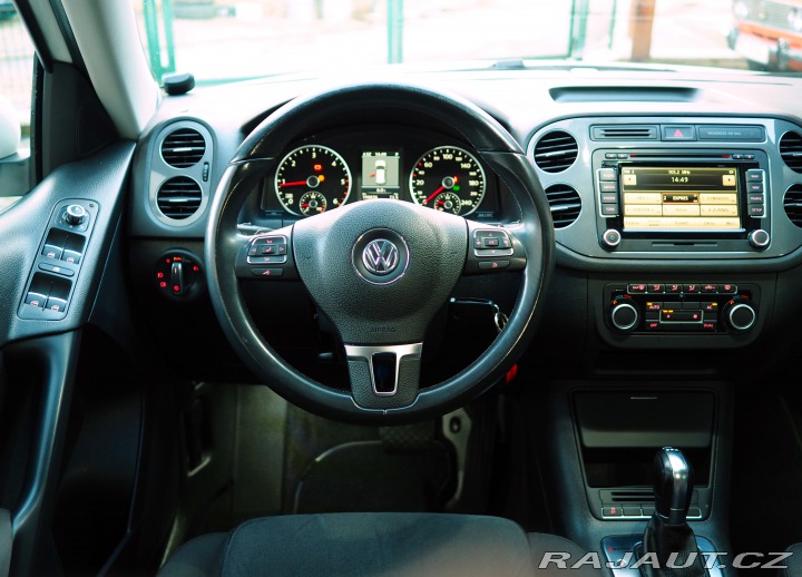 Volkswagen Tiguan 2.0TDi CR 4X4 DSG-RESERVÉ 2012