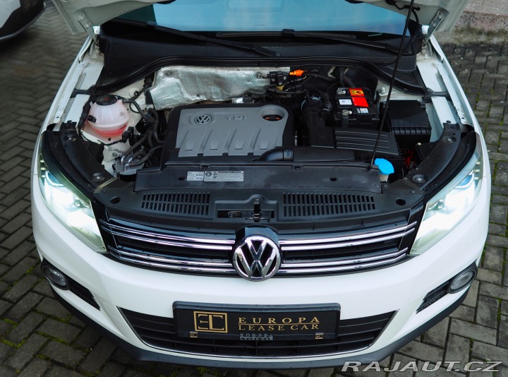 Volkswagen Tiguan 2.0TDi CR 4X4 DSG-RESERVÉ 2012