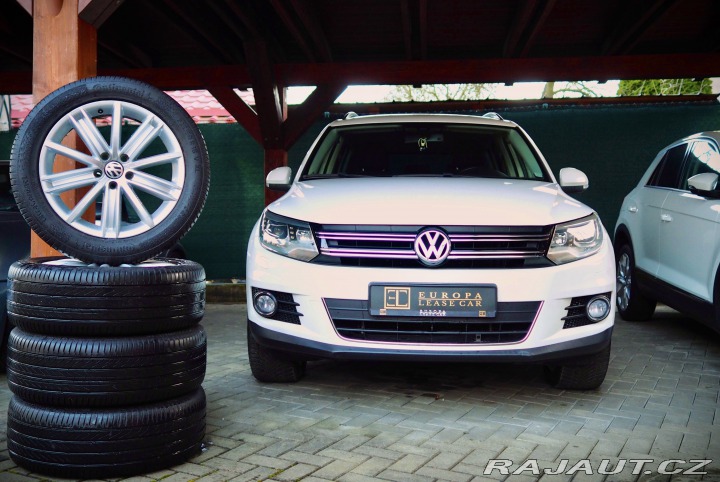 Volkswagen Tiguan 2.0TDi CR 4X4 DSG-RESERVÉ 2012