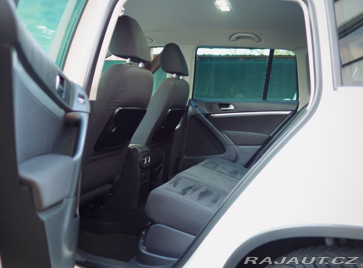 Volkswagen Tiguan 2.0TDi CR 4X4 DSG-RESERVÉ 2012