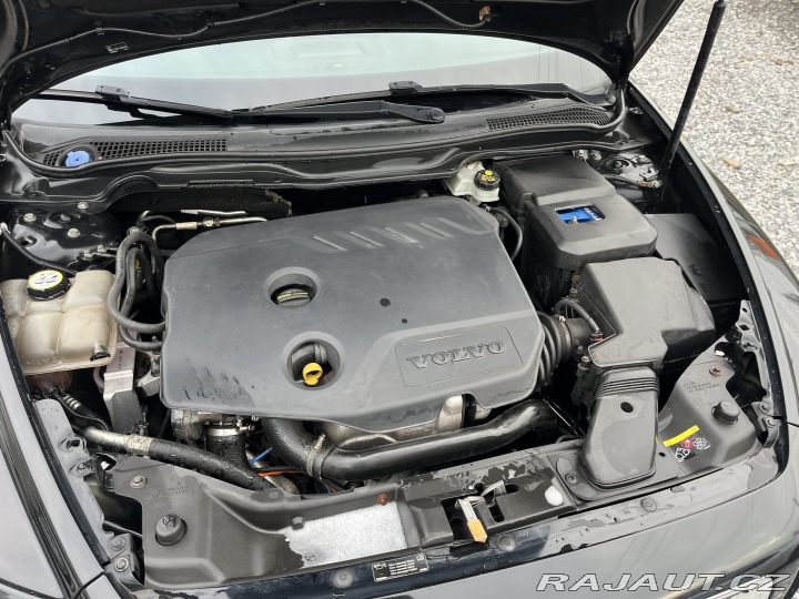 Volvo V50 D2 2011