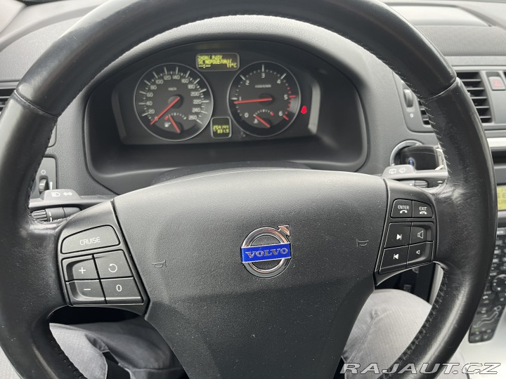 Volvo V50 D2 2011