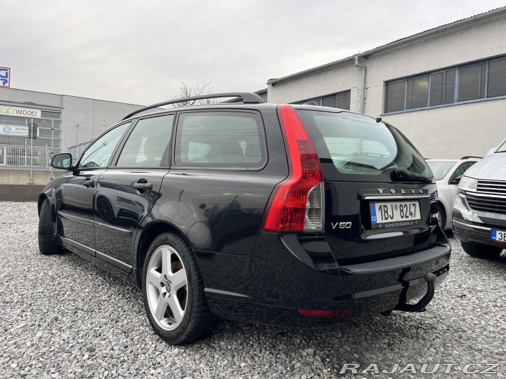 Volvo V50 D2 2011
