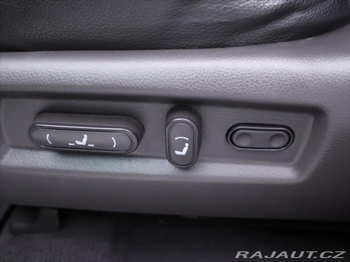 Hyundai Santa Fe 2,2 CRDi 145kW 4WD CZ Kůž 2011