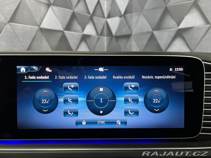 Mercedes-Benz Ostatní modely 450d 4MATIC AMG, PANORAMA 2025