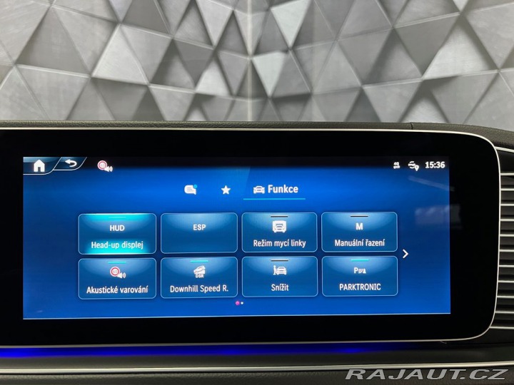 Mercedes-Benz Ostatní modely 450d 4MATIC AMG PANORAMA 2025