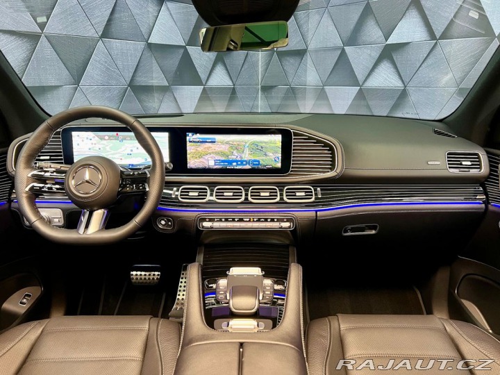 Mercedes-Benz Ostatní modely 450 4M AMG, MASÁŽ, PANORA 2026