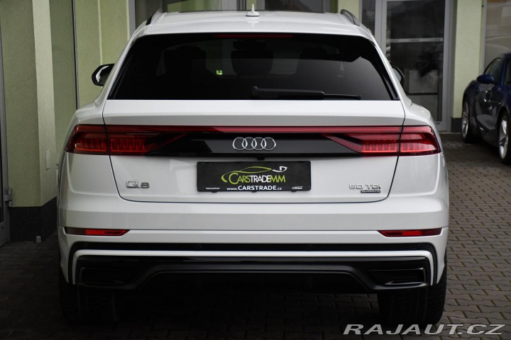 Audi Q8 50TDI REZERVACE NTOP PANO 2019
