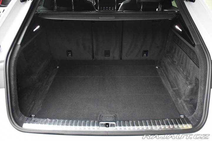 Audi Q8 50TDI REZERVACE NTOP PANO 2019