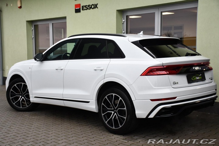 Audi Q8 50TDI REZERVACE NTOP PANO 2019