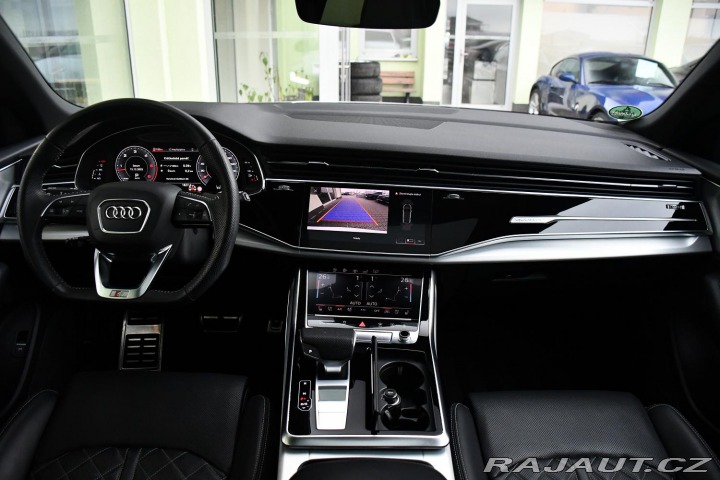 Audi Q8 50TDI REZERVACE NTOP PANO 2019