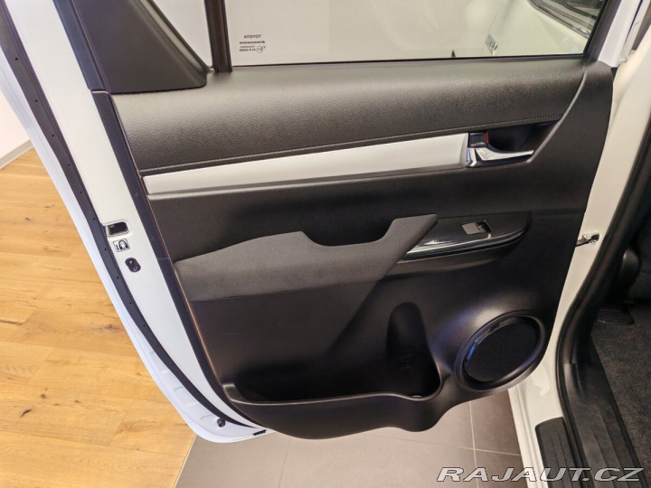 Toyota Hilux 2,8 Double cab 2023