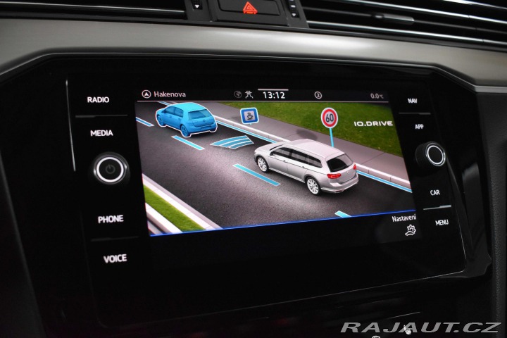 Volkswagen Passat 2.0 TDI ELEGANCE*ACC*DPH* 2021