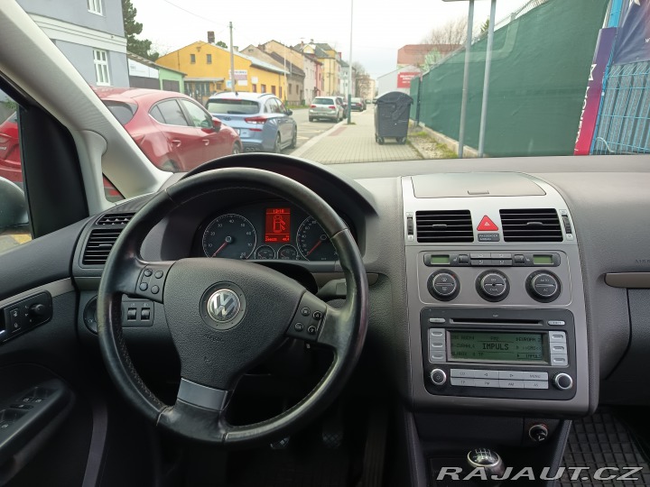 Volkswagen Touran 1,4TSI Comfortline 103kw 2007