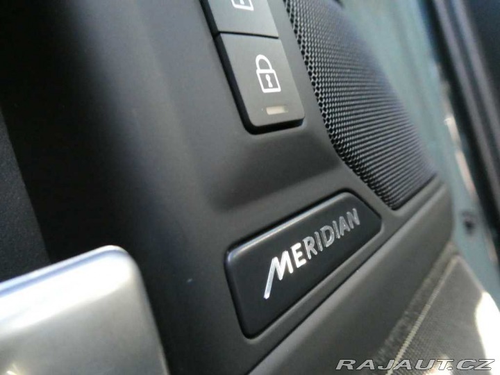 Land Rover Defender 110 3,0 TROPHY EDITION D3 2026