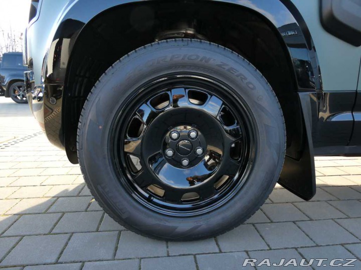 Land Rover Defender 110 3,0 TROPHY EDITION D3 2025