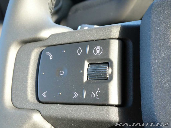 Land Rover Defender 110 3,0 TROPHY EDITION D3 2026