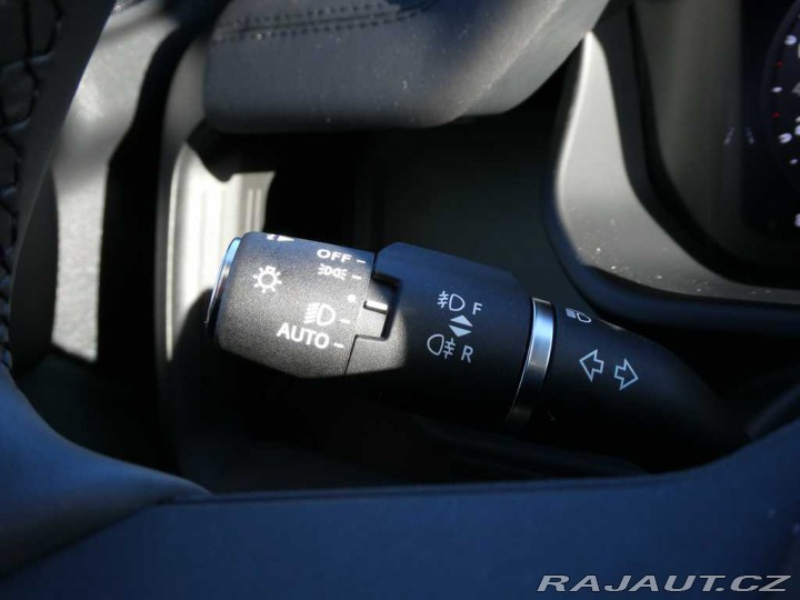 Land Rover Defender 110 3,0 TROPHY EDITION D3 2026