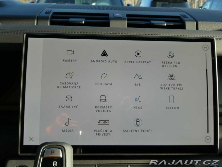 Land Rover Defender 110 3,0 TROPHY EDITION D3 2026