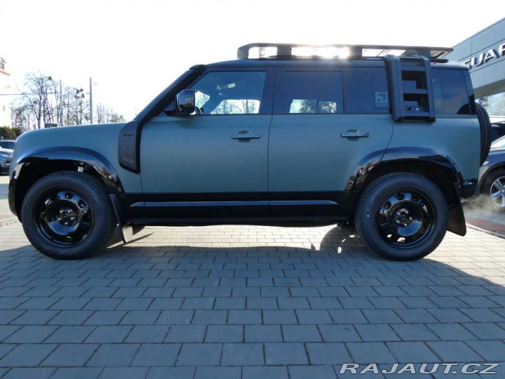Land Rover Defender 110 3,0 TROPHY EDITION D3 2025