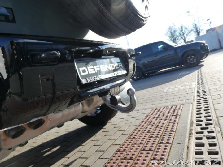 Land Rover Defender 110 3,0 TROPHY EDITION D3 2026