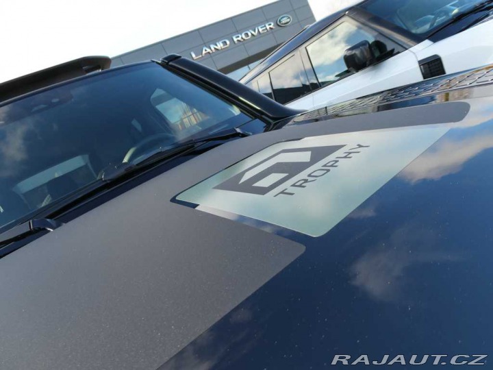 Land Rover Defender 110 3,0 TROPHY EDITION D3 2025