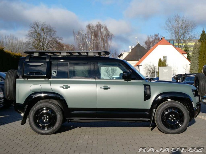 Land Rover Defender 110 3,0 TROPHY EDITION D3 2025