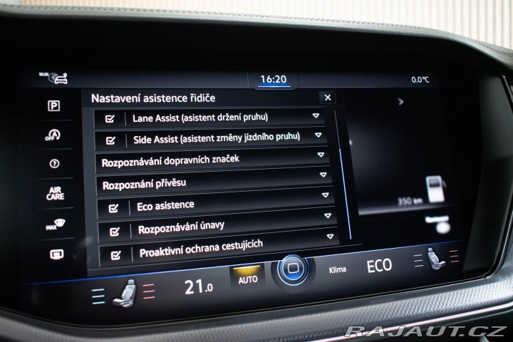 Volkswagen Touareg 3.0TDI REZERVACE 2023