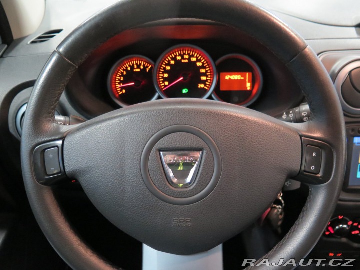 Dacia Lodgy 1.2TCe,navi,klima,senzory 2015