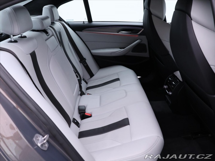 BMW M5 4,4 V8 441kW xDrive Indiv 2018