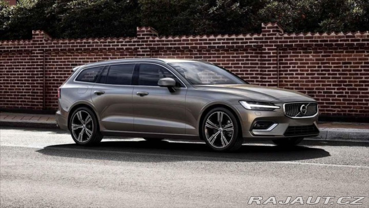 Volvo V60 2,0 B4 FWD CORE 2026