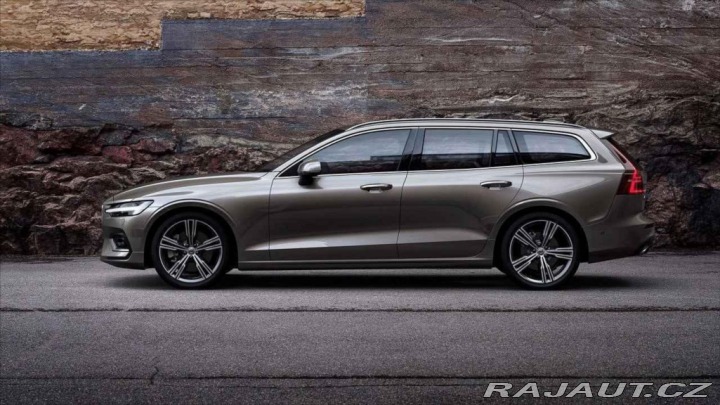 Volvo V60 2,0 B4 FWD CORE 2026