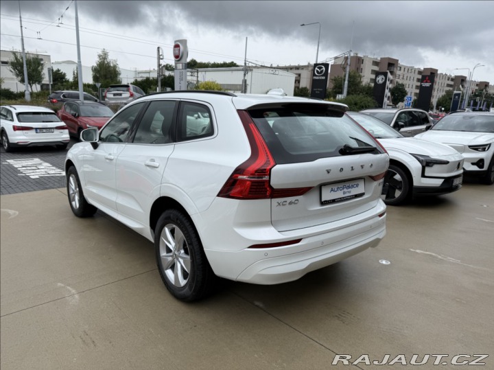 Volvo XC60 2,0 B5 AWD CORE 2025