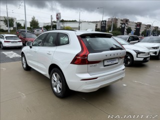Volvo XC60 2,0   B5 AWD CORE 2025
