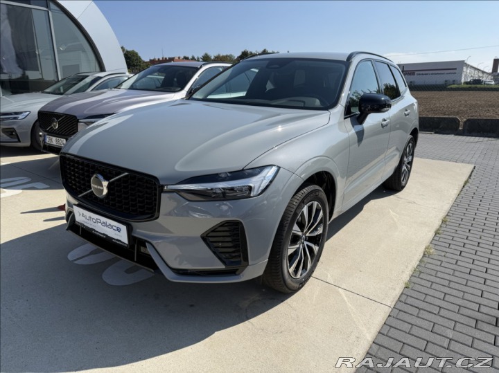Volvo XC60 2,0 B5 AWD PLUS DARK 2026