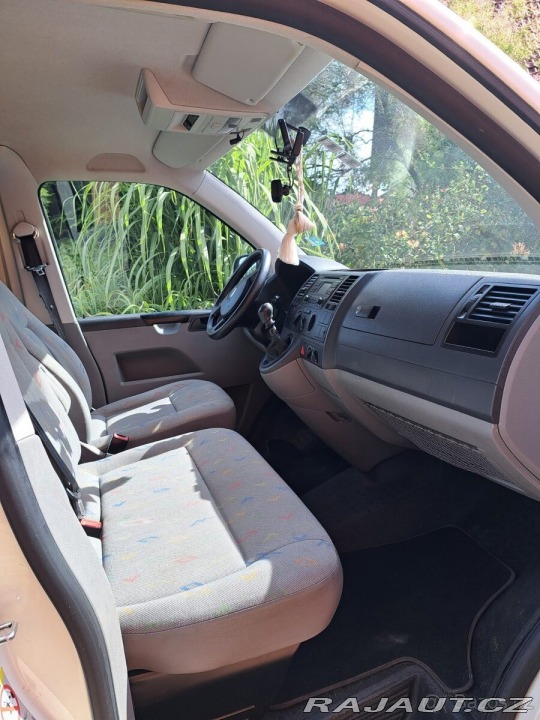 Volkswagen Ostatní modely 1,9 T5 Long / bydlík 2007